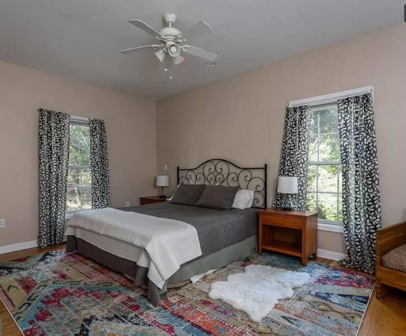 Cozy Cabin W/ Indoor Fireplace & Tranquil Views Luray Eksteriør bilde