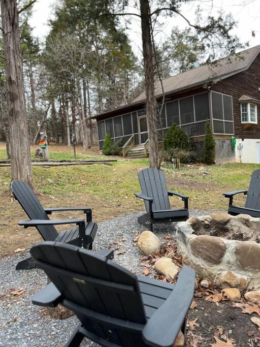 Cozy Cabin W/ Indoor Fireplace & Tranquil Views Luray Eksteriør bilde