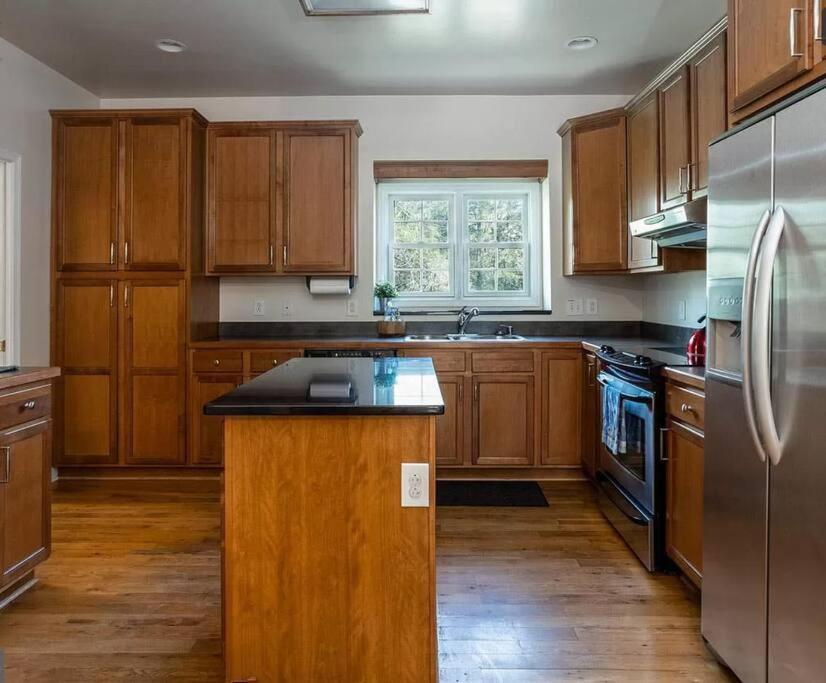 Cozy Cabin W/ Indoor Fireplace & Tranquil Views Luray Eksteriør bilde
